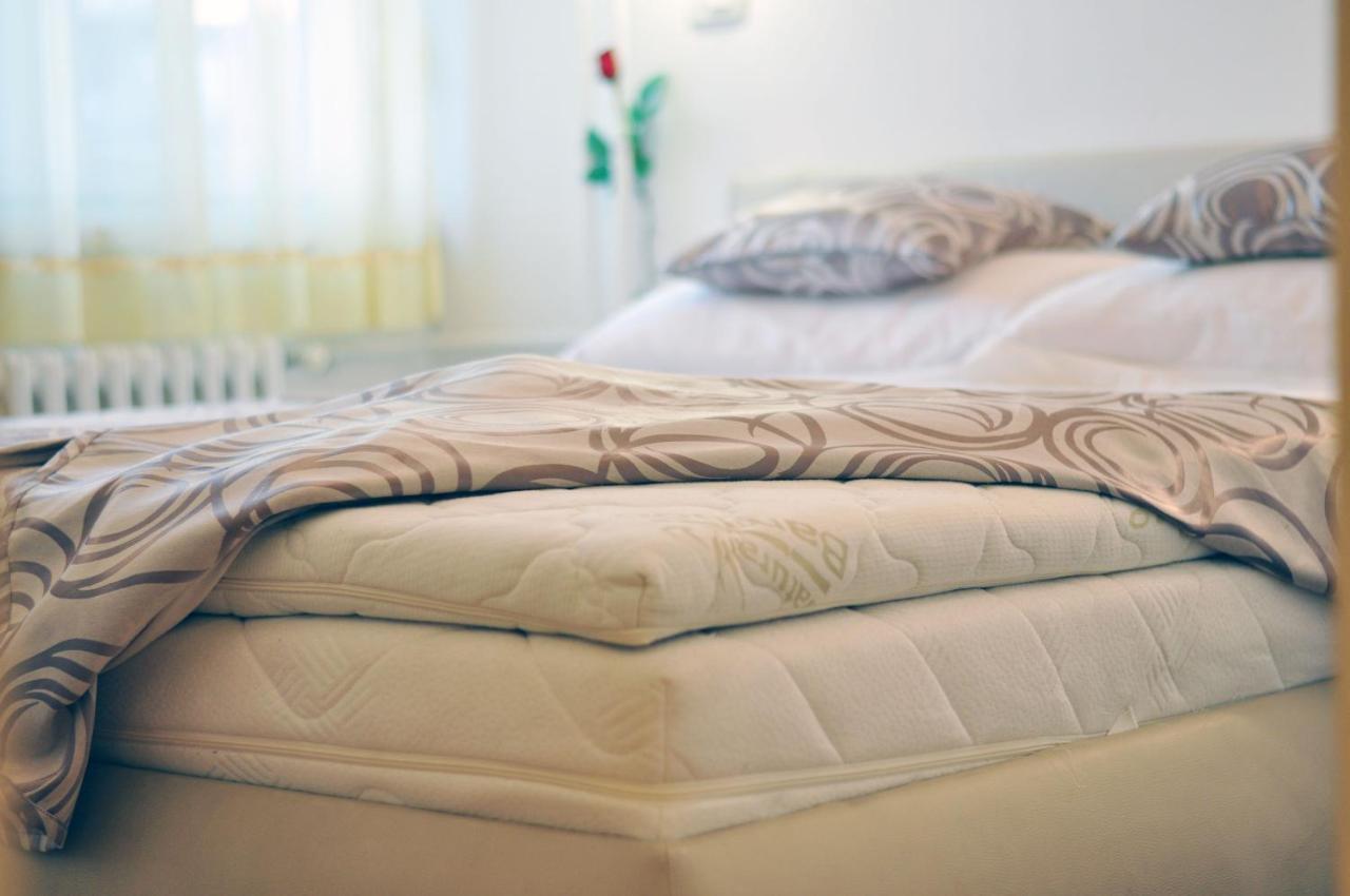 Full Equipped Flat Close To All Сплит Екстериор снимка