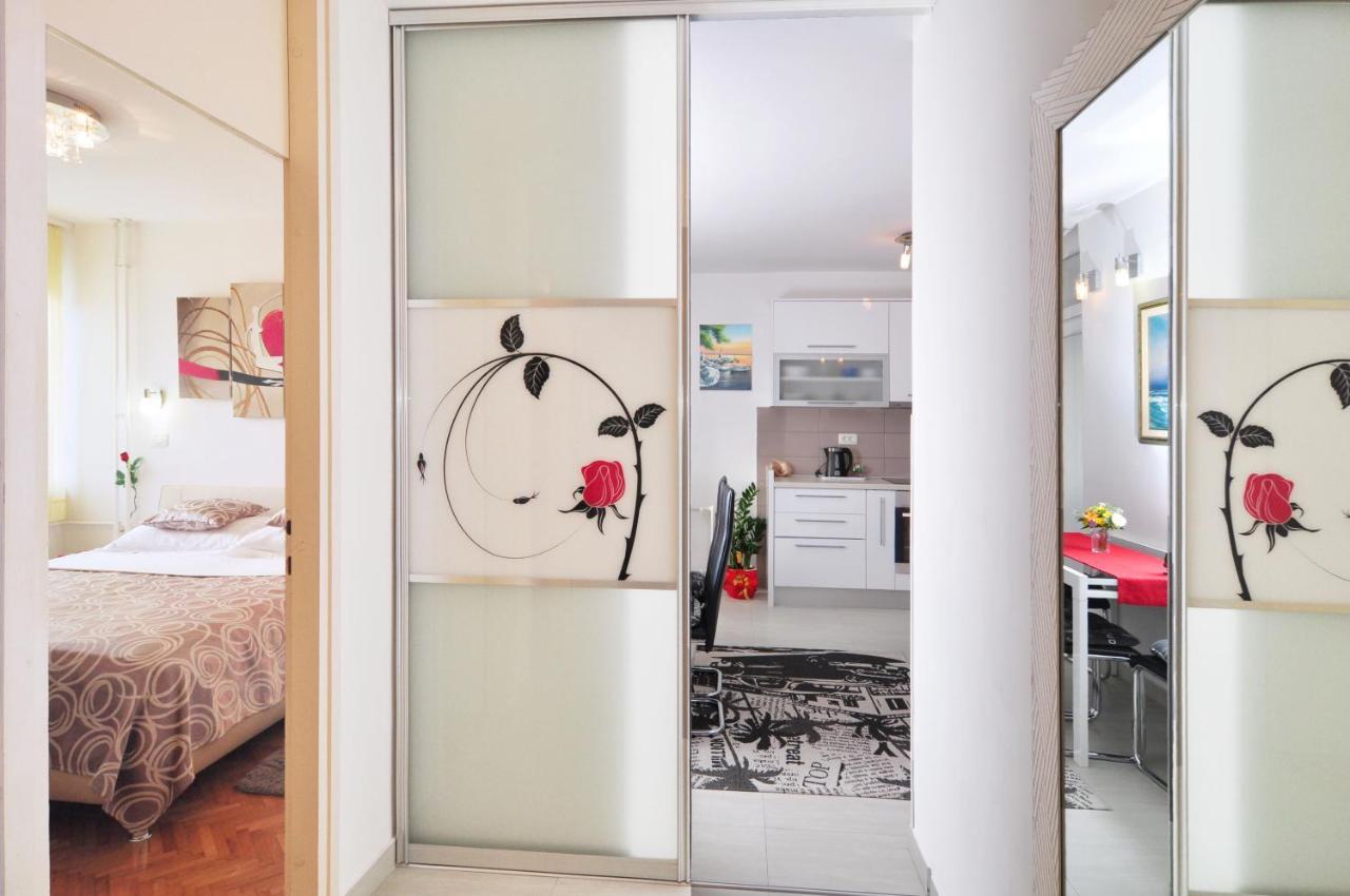 Full Equipped Flat Close To All Сплит Екстериор снимка