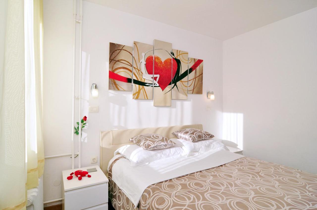 Full Equipped Flat Close To All Сплит Екстериор снимка